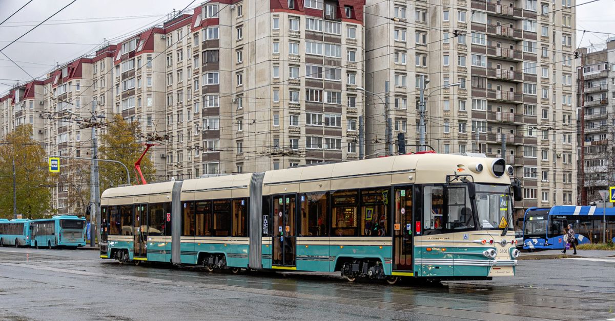 На улицах Санкт-Петербурга можно встретить… Достоевского